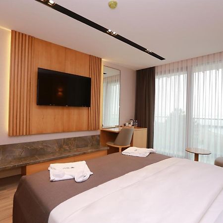Pikola Butik Otel AltınAltınordu Exterior foto